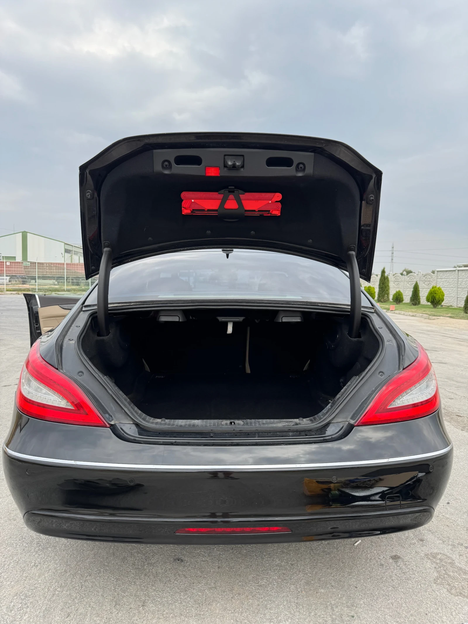 Mercedes-Benz CLS 350, снимка 7 - Автомобили и джипове - 54954333