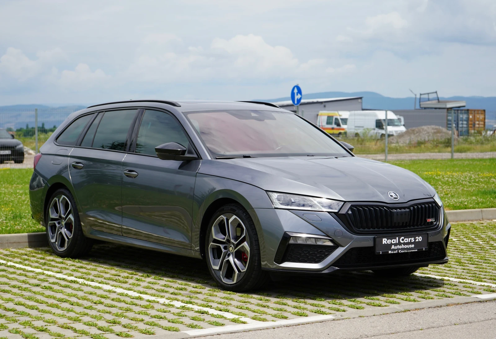 Skoda Octavia 2.0TDI* VRS* 4x4* PANO* ГАРАНЦИЯ , снимка 3 - Автомобили и джипове - 55132139