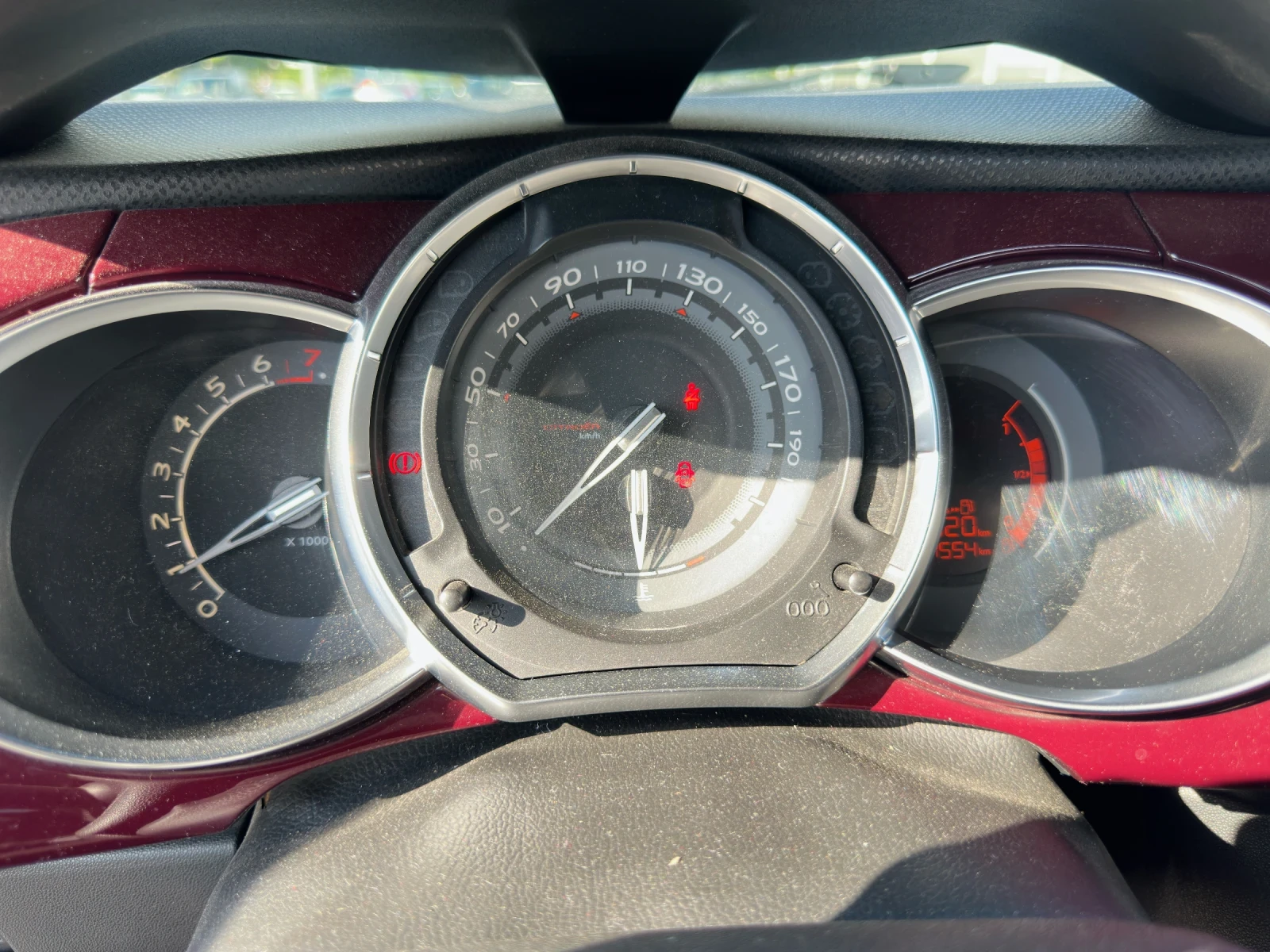 Citroen DS3, снимка 9 - Автомобили и джипове - 55175655