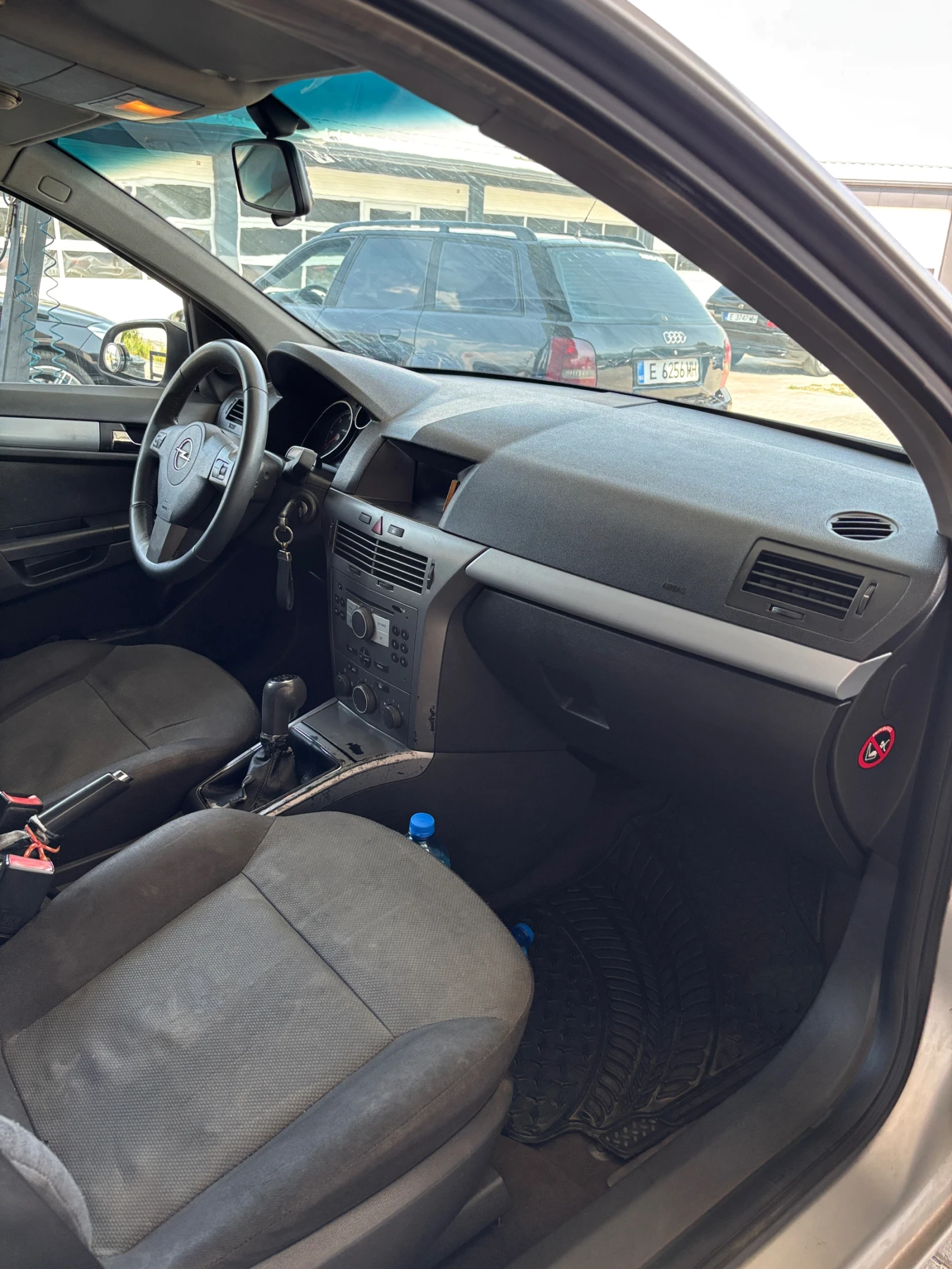 Opel Astra 1.7 CDTI, снимка 8 - Автомобили и джипове - 56108449