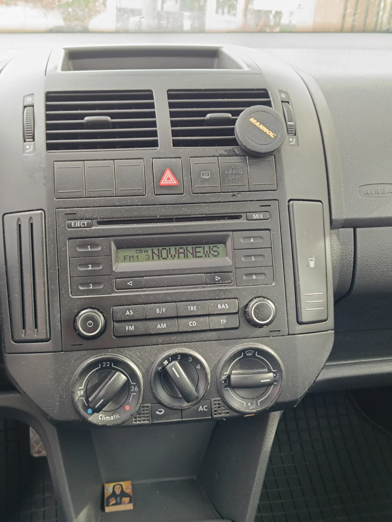VW Polo, снимка 4 - Автомобили и джипове - 56447019
