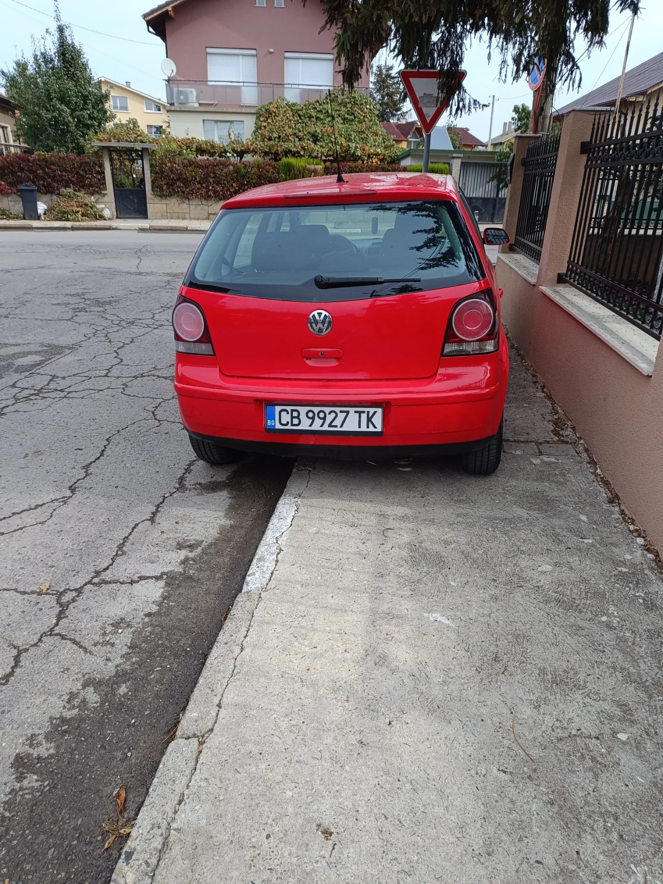 VW Polo, снимка 3 - Автомобили и джипове - 56447019