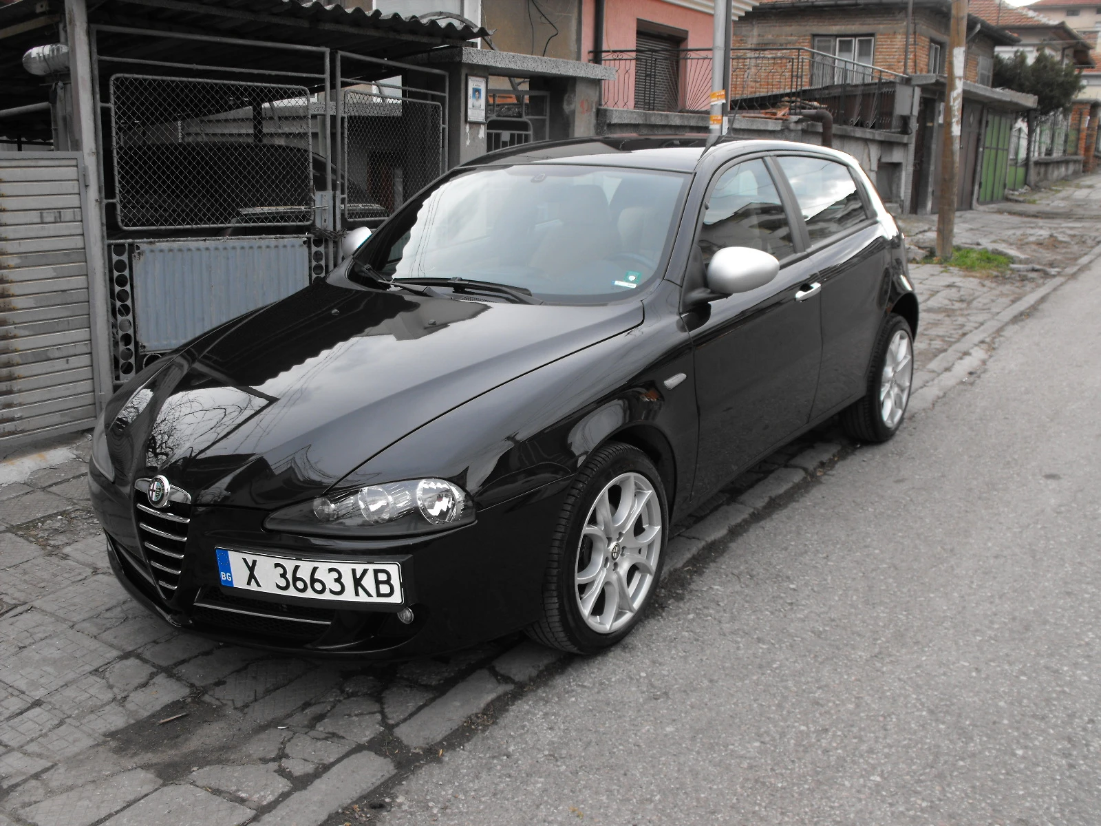 Alfa Romeo 147 JTD-m, снимка 4 - Автомобили и джипове - 56561823