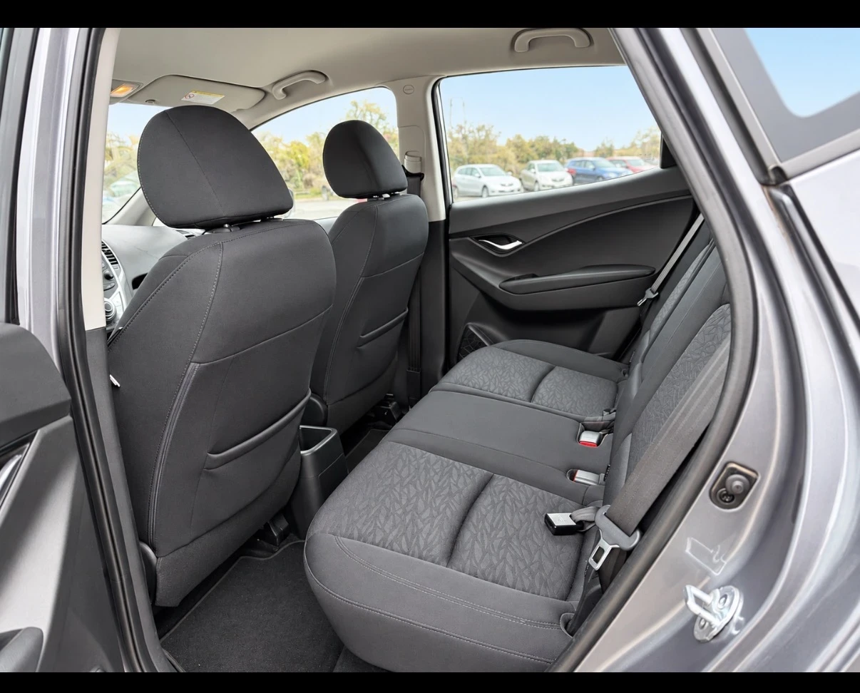 Hyundai I20 1.4i 100654km, снимка 12 - Автомобили и джипове - 56677979