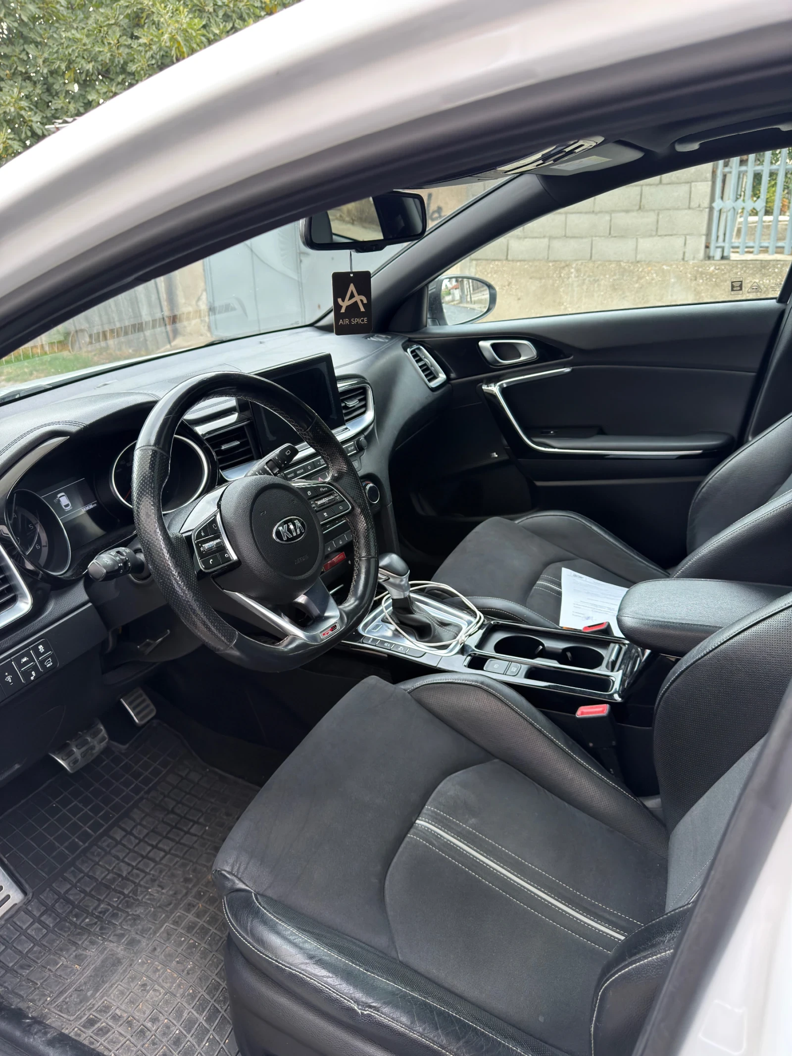 Kia Pro ceed 1.6 CD?, снимка 16 - Автомобили и джипове - 56735460