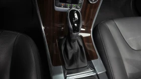 Volvo XC60 D5 AWD Panorama* , снимка 4