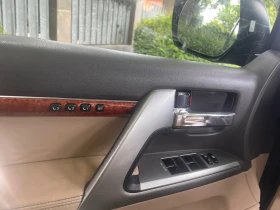 Toyota Land cruiser Full Option Executive Facelift, снимка 9