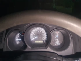 Toyota Hilux - 14990 € / 29317.89 лв. - 39292107 15