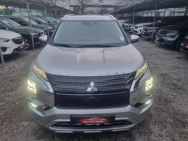 Mitsubishi Outlander 2.5 i AWD* 6+ 1* FUL FUL* HEAD UP * ПАНОРАМА, снимка 3 - Автомобили и джипове - 48043637