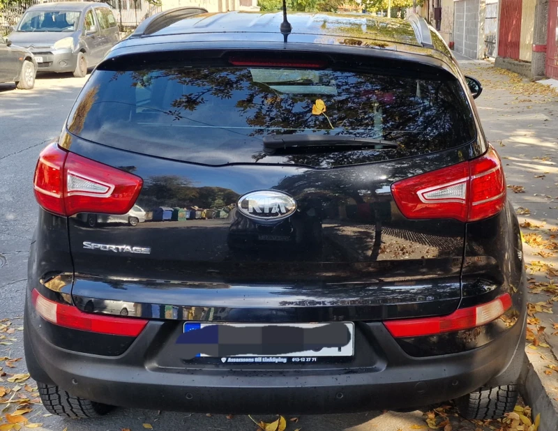 Kia Sportage, снимка 2 - Автомобили и джипове - 48337456