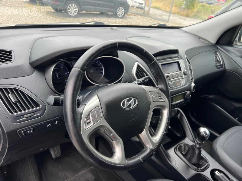 Hyundai IX35 1.7 CRDI, снимка 10 - Автомобили и джипове - 51880290