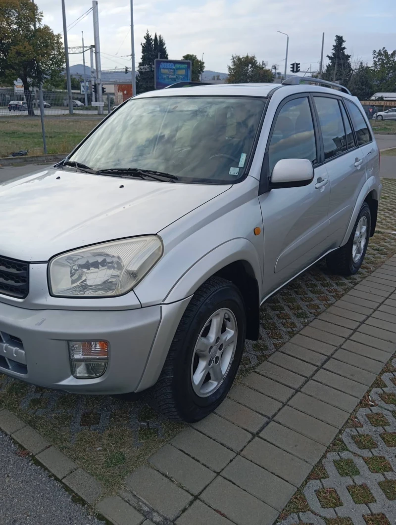 Toyota Rav4, снимка 2 - Автомобили и джипове - 52043286