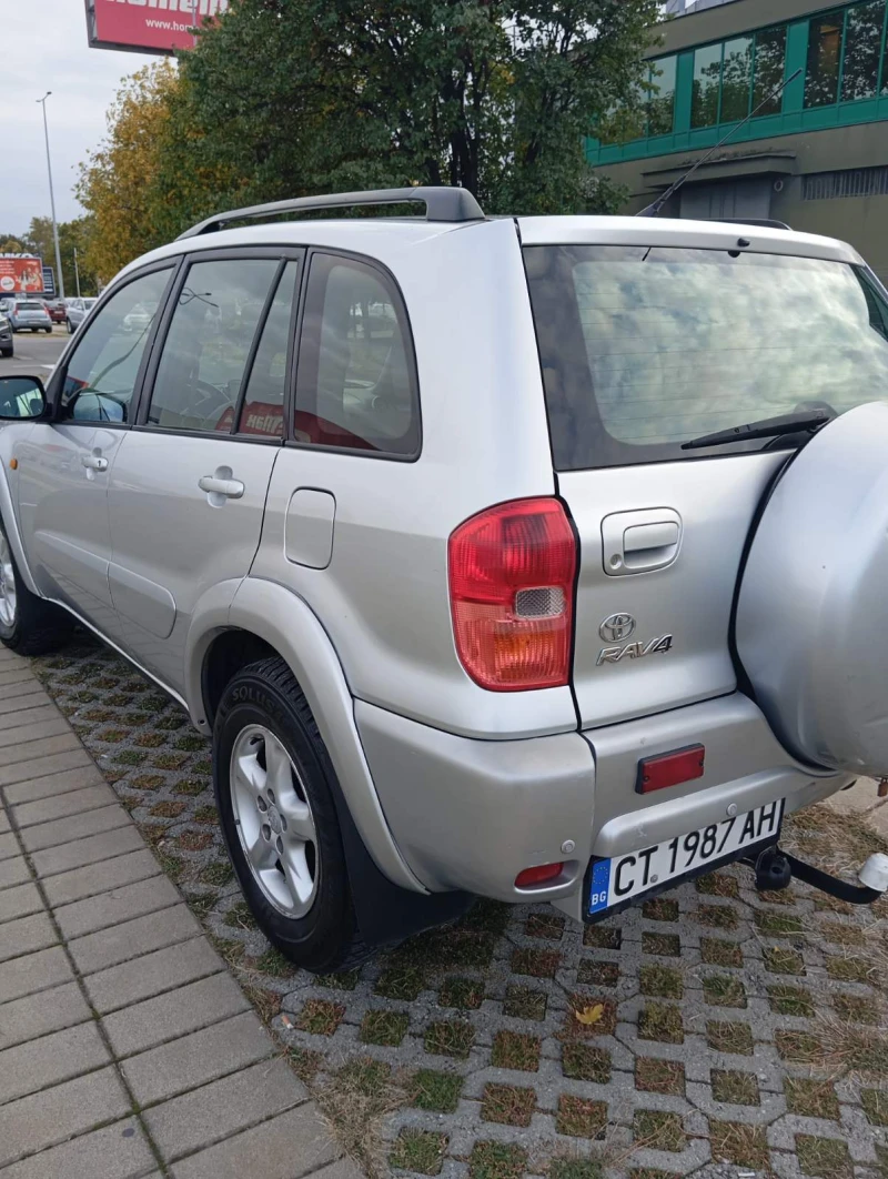 Toyota Rav4, снимка 5 - Автомобили и джипове - 52043286