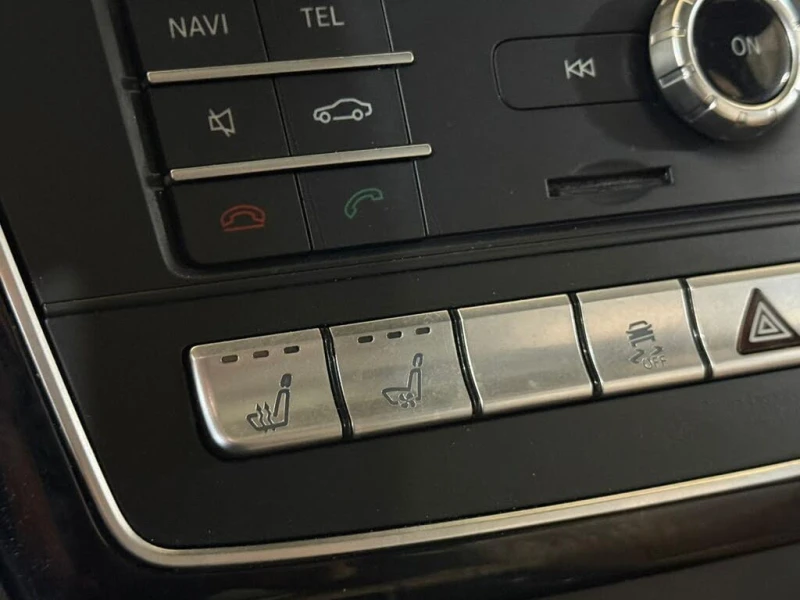 Mercedes-Benz GLS 500 4MATIC * АвтоКредит (ЦЕНА ДО БГ), снимка 17 - Автомобили и джипове - 53502001