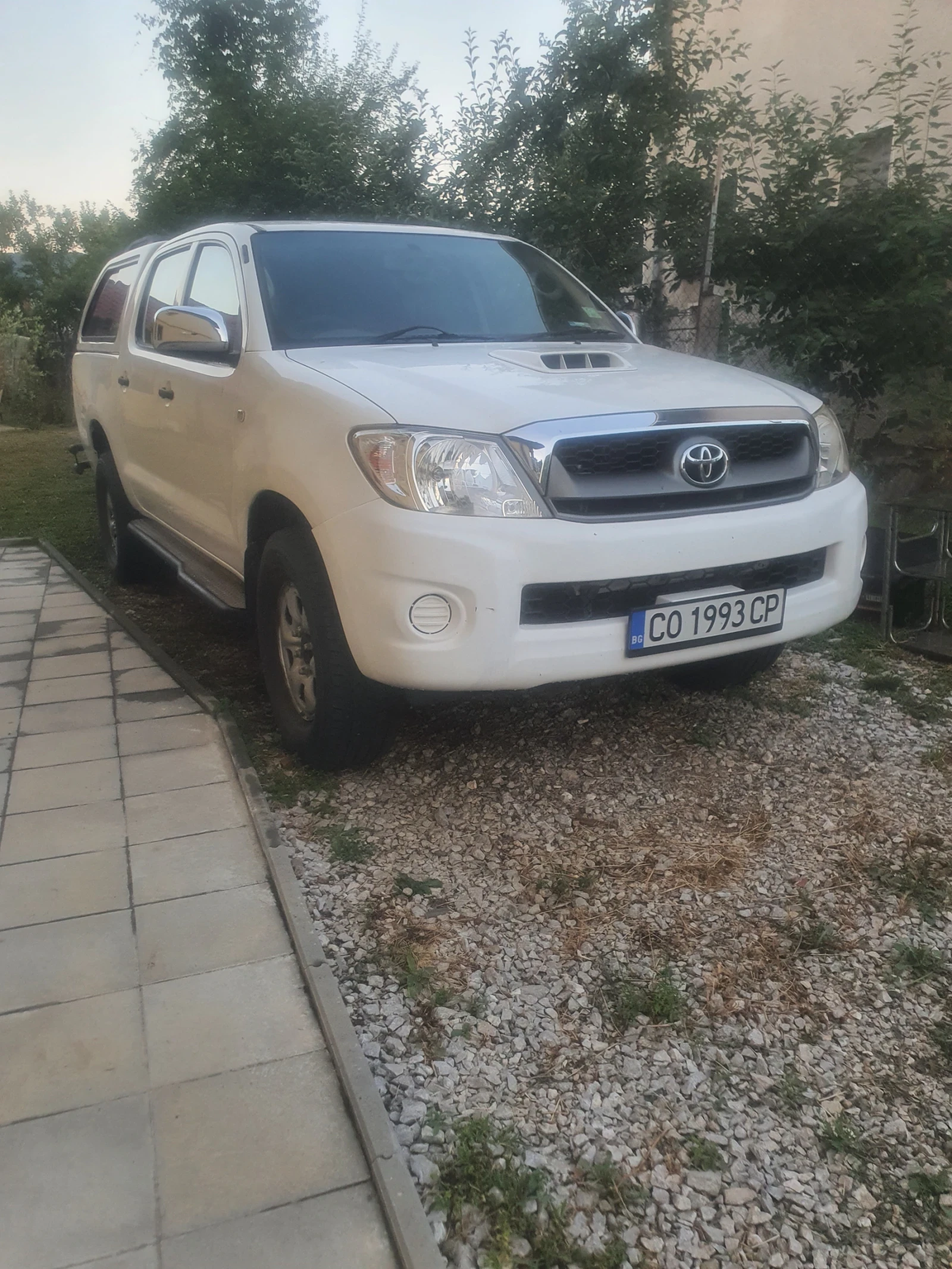Toyota Hilux, снимка 1