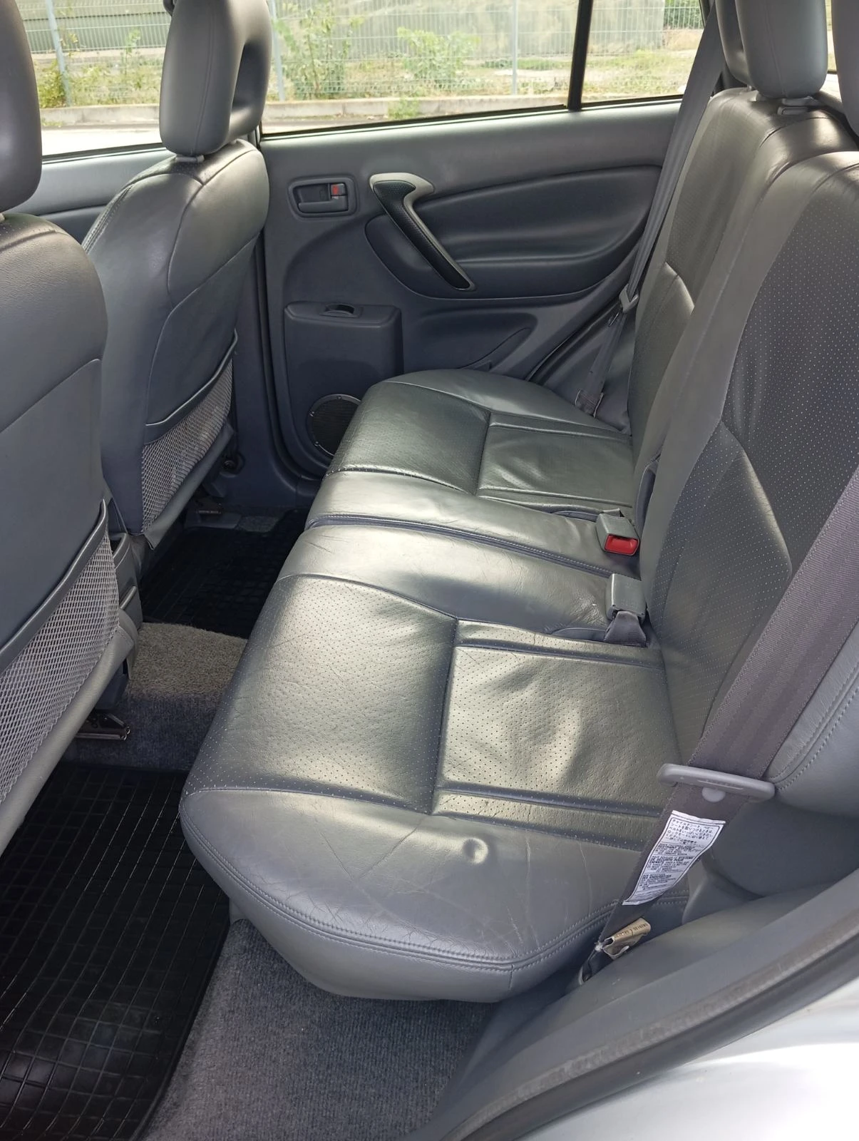 Toyota Rav4  - изображение 10