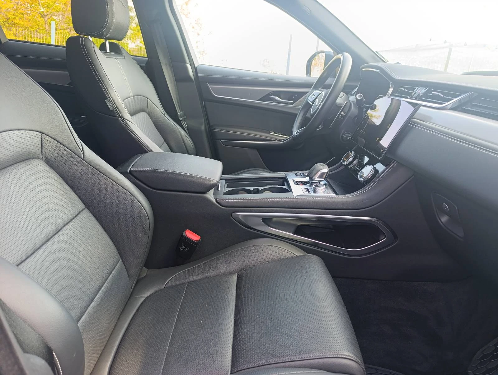 Jaguar F-PACE R-DYNAMIC S 2.0 I4 250 PS AWD Auto * !!! | Mobile.bg   11