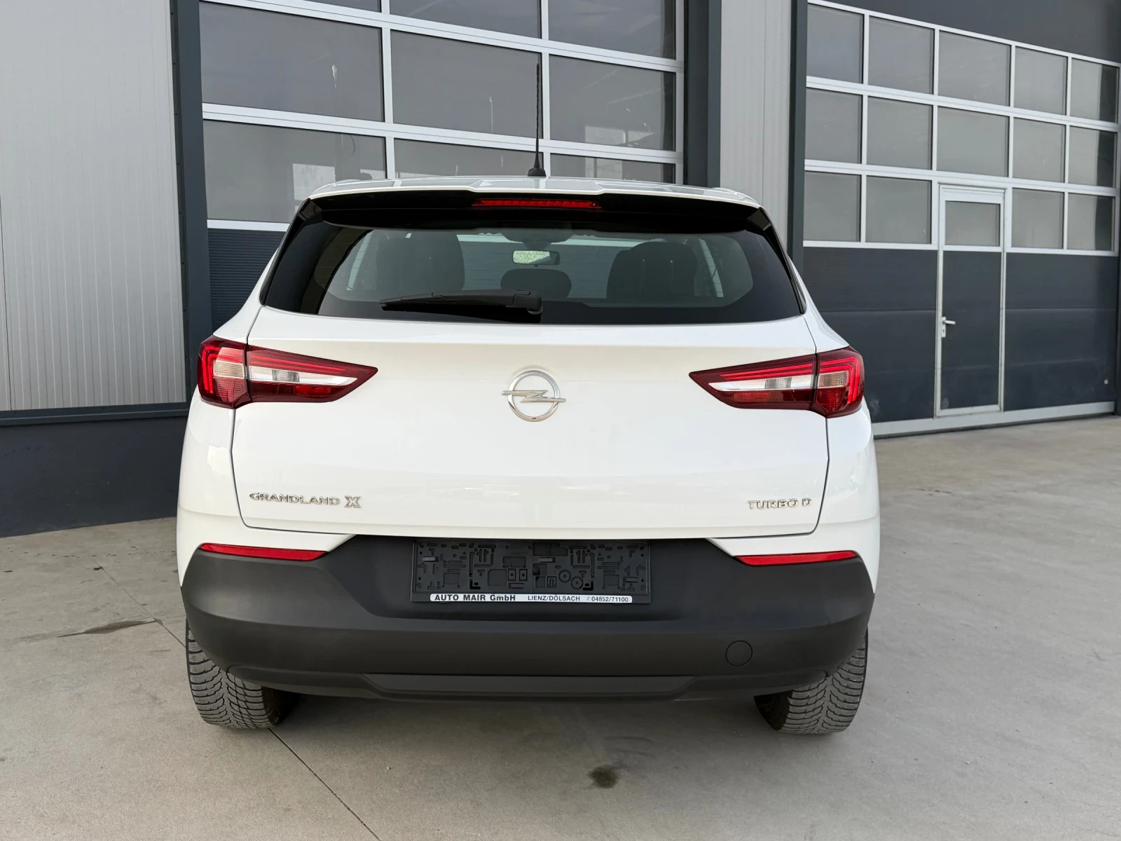 Opel Grandland X 1.6/120кс EVRO6 - изображение 5