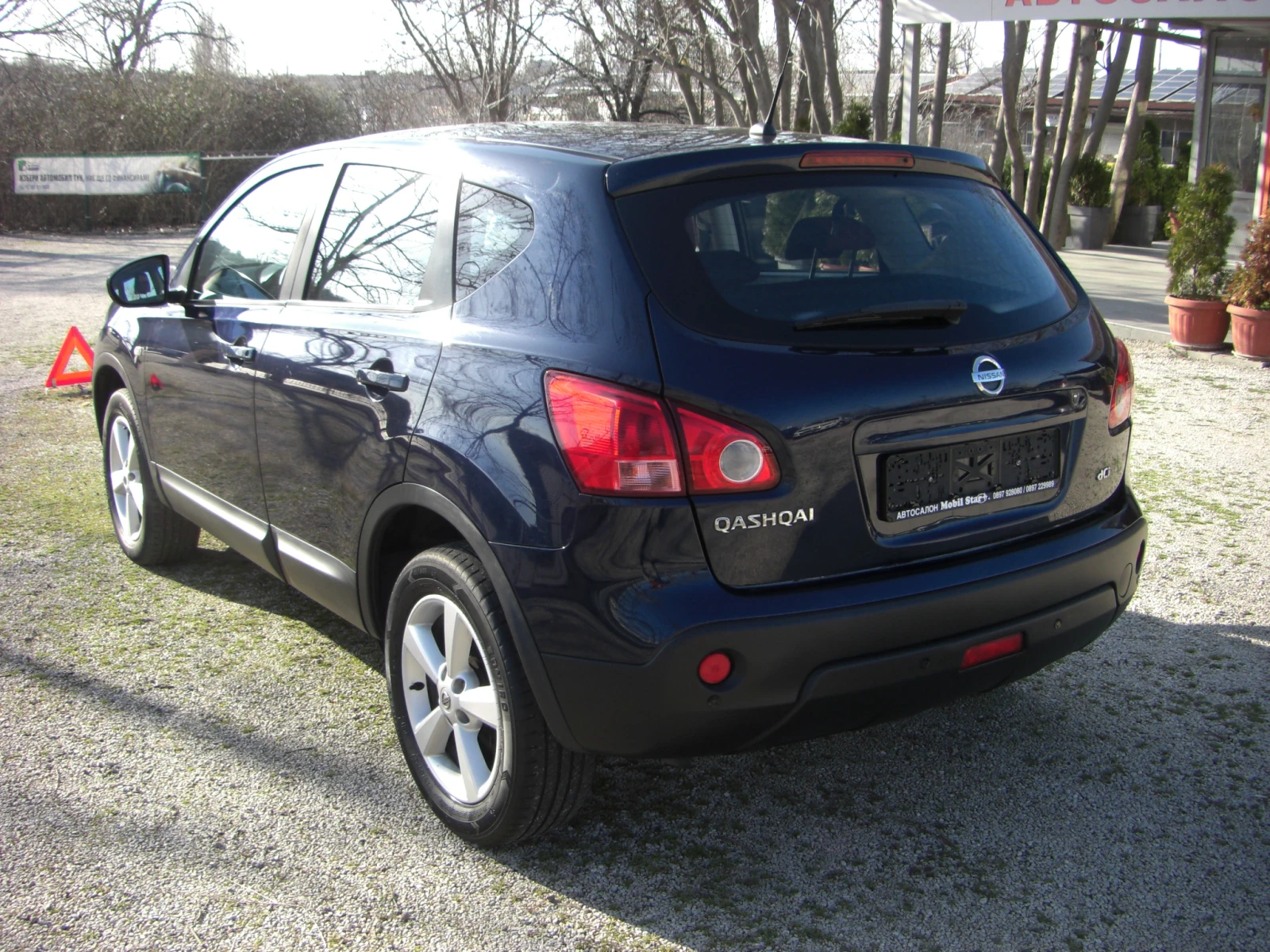Nissan Qashqai 1.5dci  PANORAMA 6ck., снимка 3 - Автомобили и джипове - 53762086