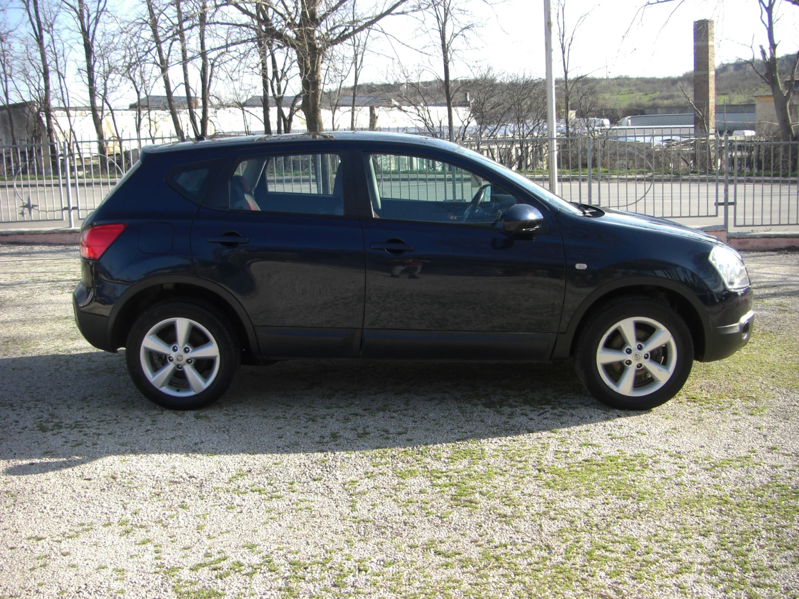 Nissan Qashqai 1.5dci  PANORAMA 6ck., снимка 6 - Автомобили и джипове - 53762086