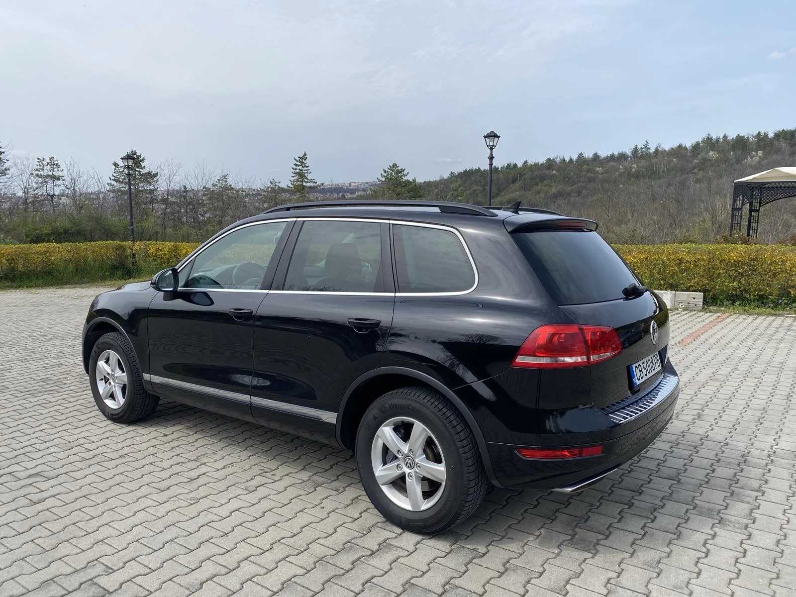VW Touareg, снимка 6 - Автомобили и джипове - 54497963
