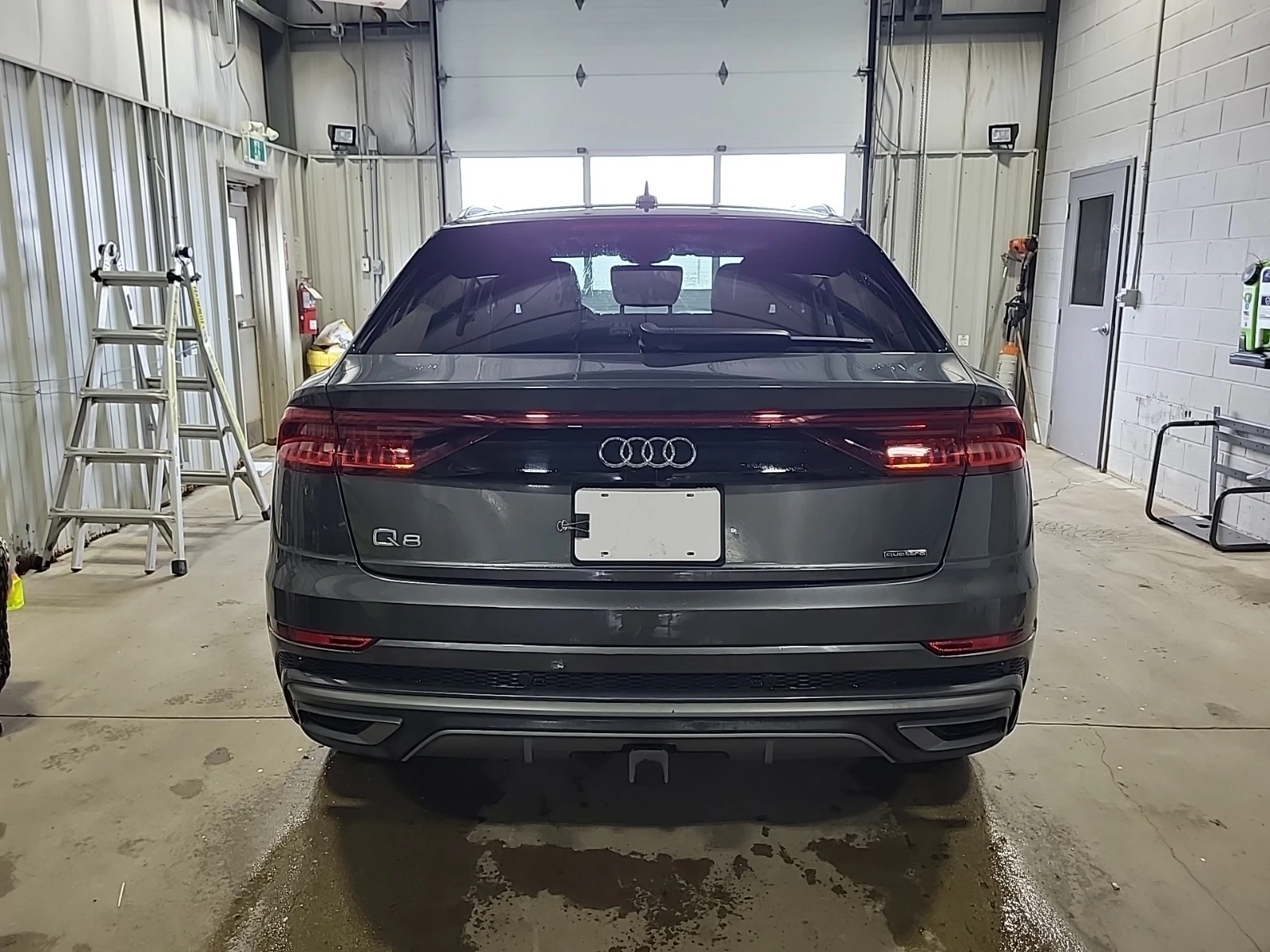 Audi Q8 Progressiv 55 TFSI quattro, снимка 6 - Автомобили и джипове - 54427369