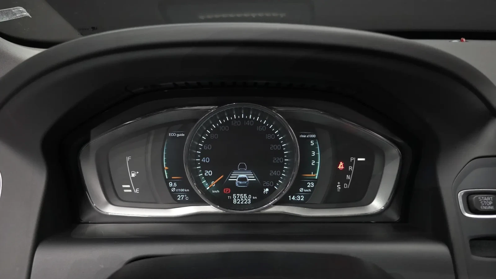 Volvo XC60 D5 AWD Panorama* , снимка 5 - Автомобили и джипове - 54793577