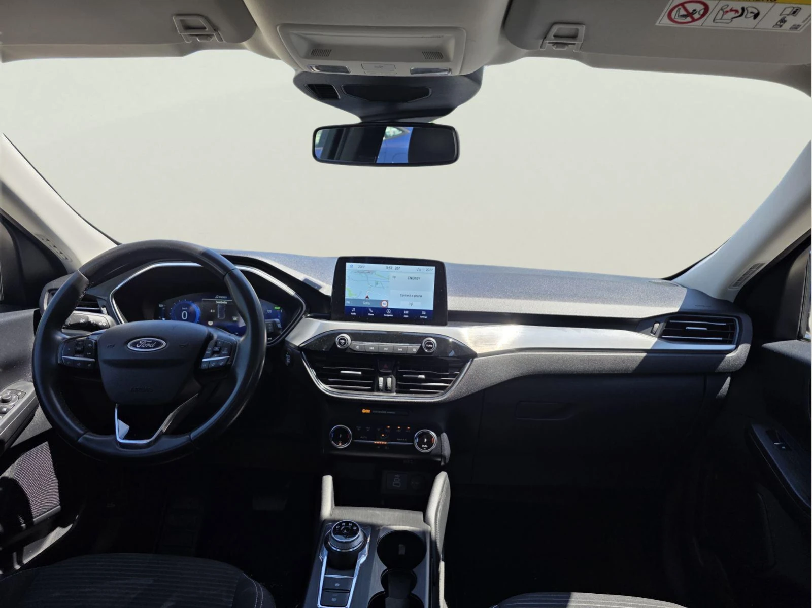 Ford Kuga 2.5 FHEV, снимка 11 - Автомобили и джипове - 55094238