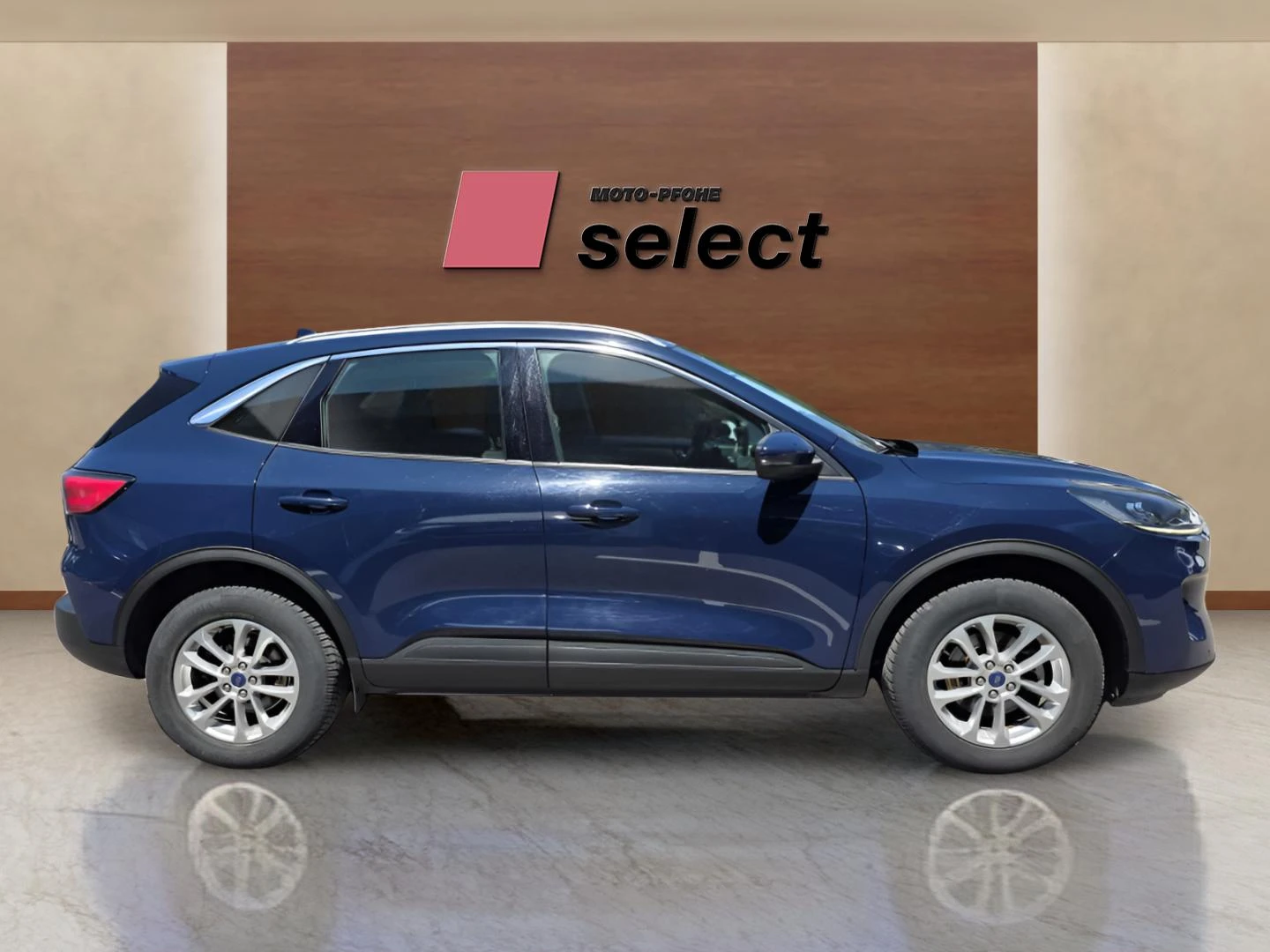 Ford Kuga 2.5 FHEV, снимка 4 - Автомобили и джипове - 55094238