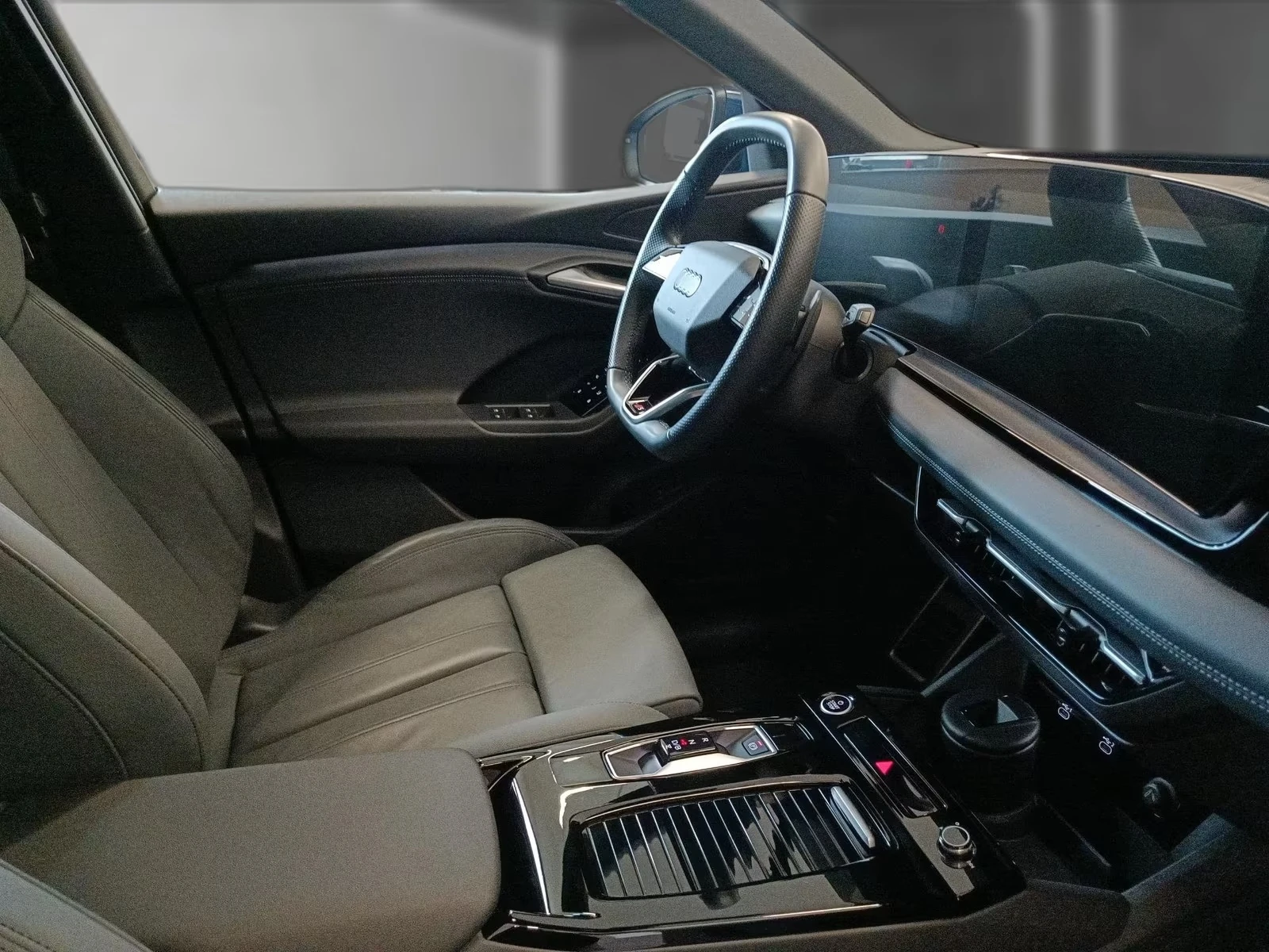 Audi Q6 E-TRON/S-LINE/QUATTRO/MATRIX/360/MMI DISPLAY/, снимка 14 - Автомобили и джипове - 55201034