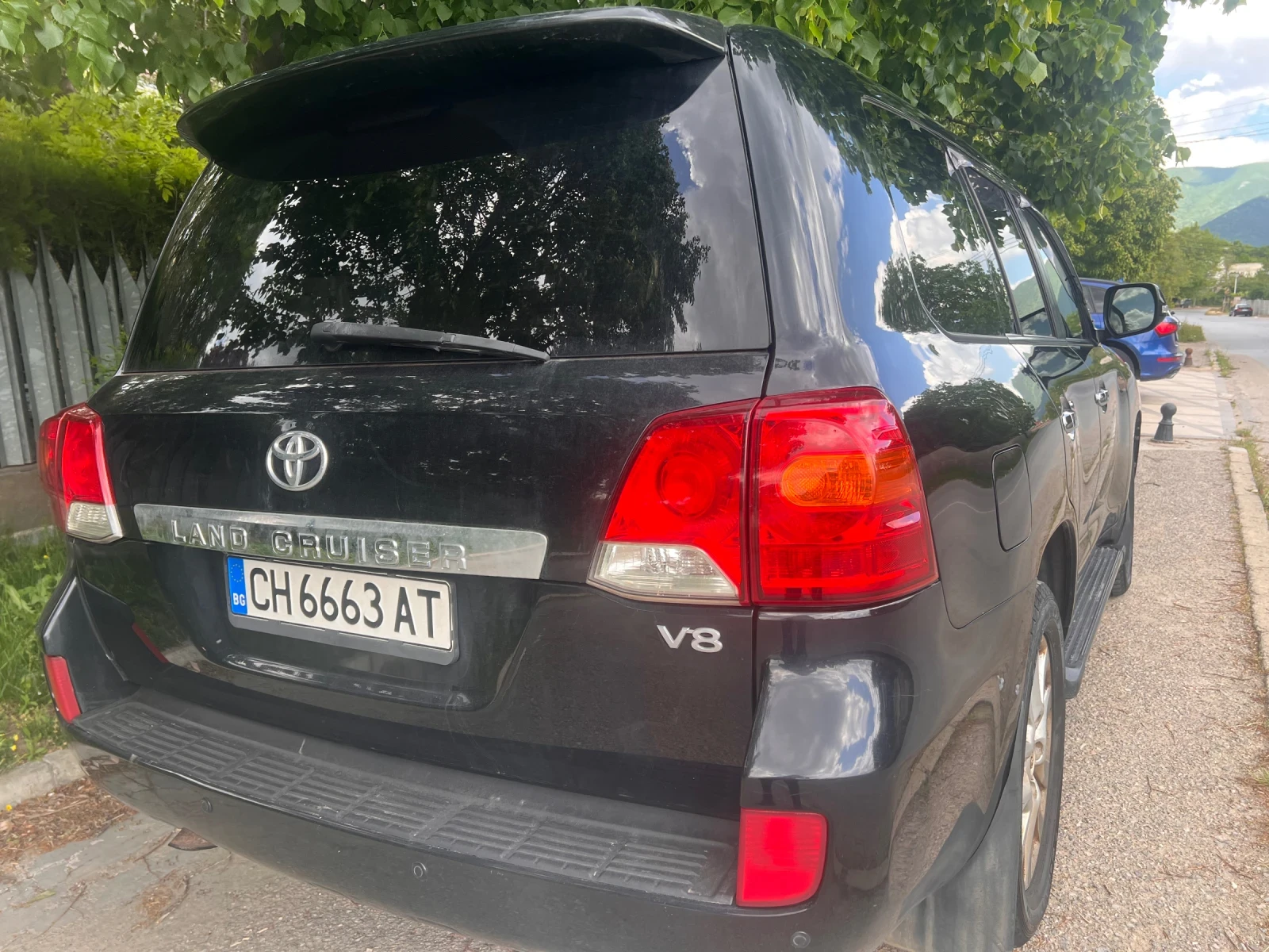 Toyota Land cruiser Full Option Executive Facelift, снимка 3 - Автомобили и джипове - 55641659