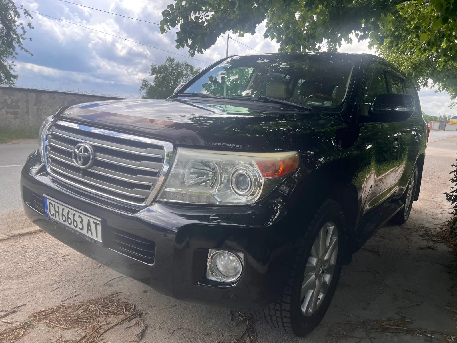 Toyota Land cruiser Full Option Executive Facelift, снимка 5 - Автомобили и джипове - 55641659