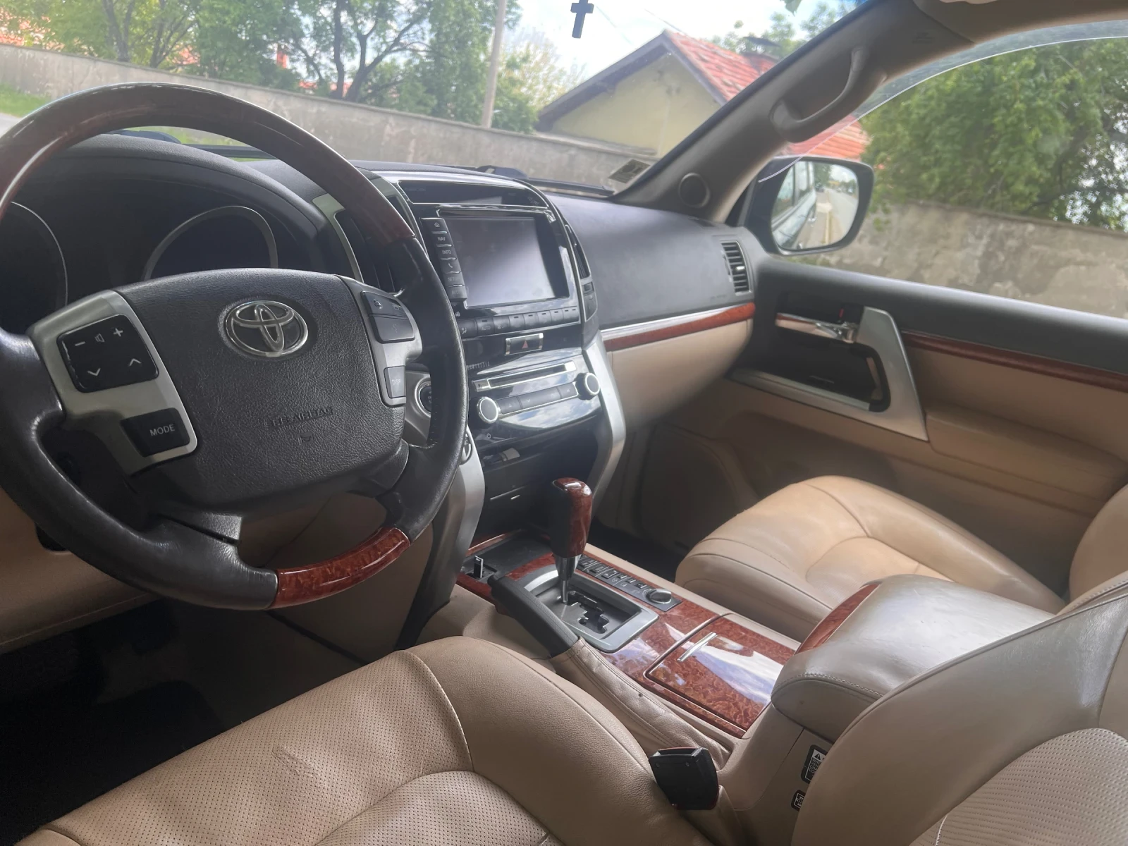 Toyota Land cruiser Full Option Executive Facelift, снимка 6 - Автомобили и джипове - 55641659