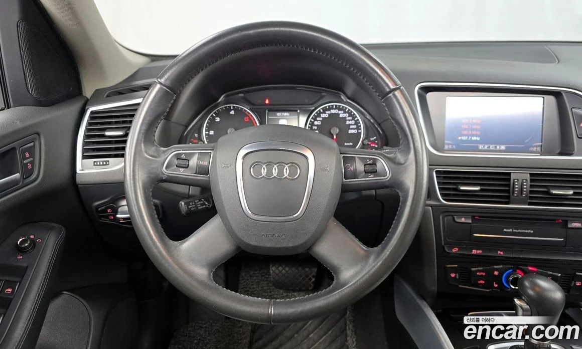 Audi Q5 2.0 TDI Quattro 8R, снимка 13 - Автомобили и джипове - 55965288