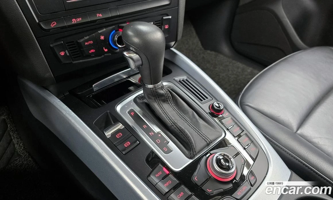 Audi Q5 2.0 TDI Quattro 8R, снимка 9 - Автомобили и джипове - 55965288