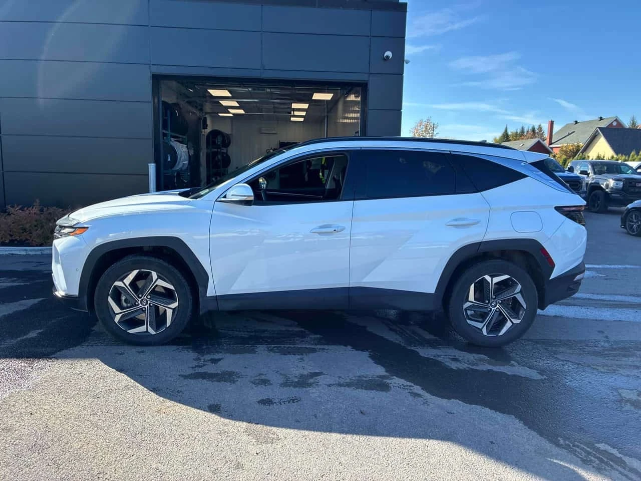 Hyundai Tucson Ultimate | CARFAX | БЕЗ ИНЦИДЕНТИ , снимка 3 - Автомобили и джипове - 56677458