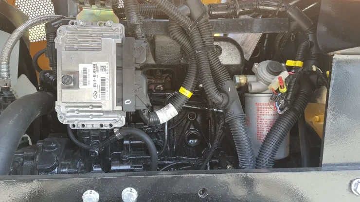 Валяк Друга марка Валяк Bautrax SDR100, снимка 2 - Индустриална техника - 55924438