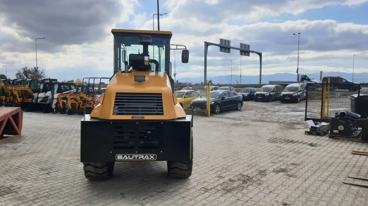 Валяк Друга марка Валяк Bautrax SDR100, снимка 11 - Индустриална техника - 55924438