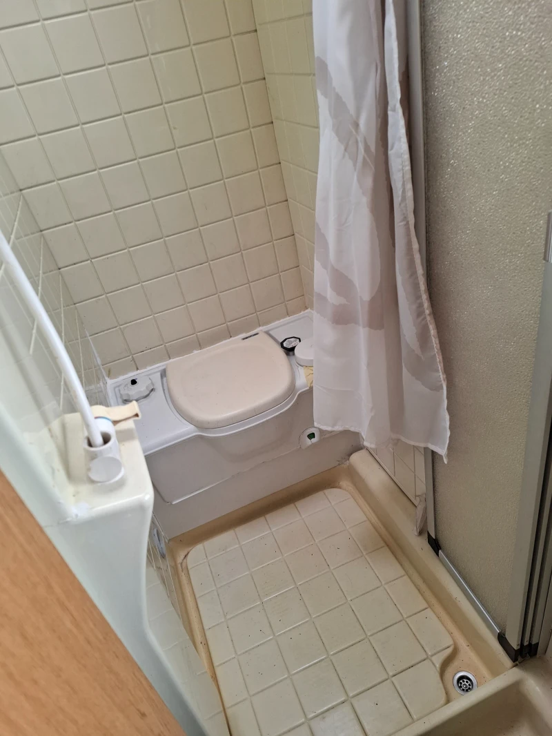 Кемпер Dethleffs, снимка 6 - Каравани и кемпери - 52357654