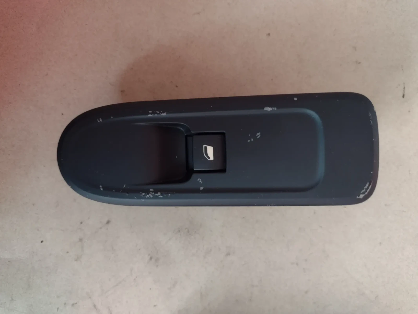 98026388ZD  превключвател за ел.стъкла / преден десен  PEUGEOT 508 28340833 | Mobile.bg — изображение 1