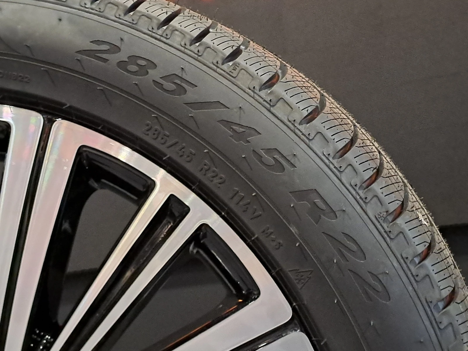    285/45R22  Mercedes-Benz GLS | Mobile.bg   4