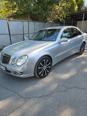 Mercedes-Benz E 320, снимка 4