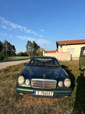 Mercedes-Benz E 220, снимка 3