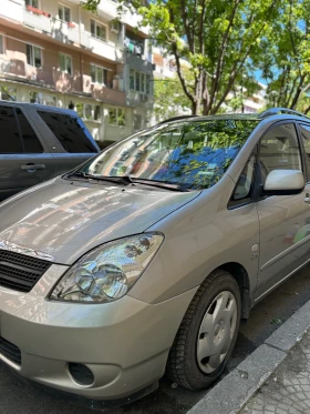 Обява за продажба на Toyota Corolla verso ~4 000 лв. - изображение 1