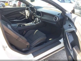 Chevrolet Camaro 1LT - 22000 лв. / 11248.42 € - 19802886 5