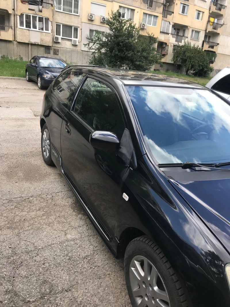 Honda Civic 1.7 cdti, снимка 4 - Автомобили и джипове - 47248659