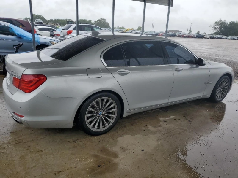 BMW 740, снимка 4 - Автомобили и джипове - 47325397