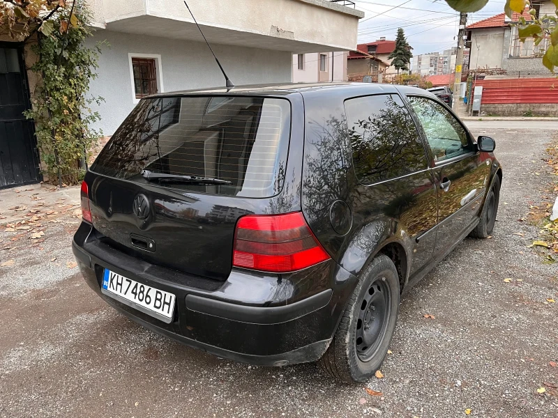 VW Golf 1.6 sr 101к.с., снимка 3 - Автомобили и джипове - 48216001