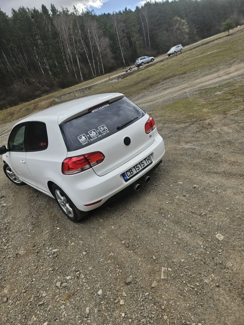 VW Golf, снимка 1 - Автомобили и джипове - 49040105