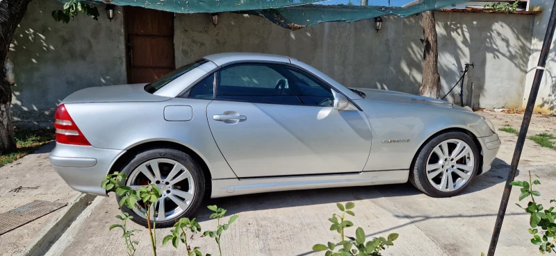 Mercedes-Benz SLK 200K Facelift , снимка 3 - Автомобили и джипове - 49558387